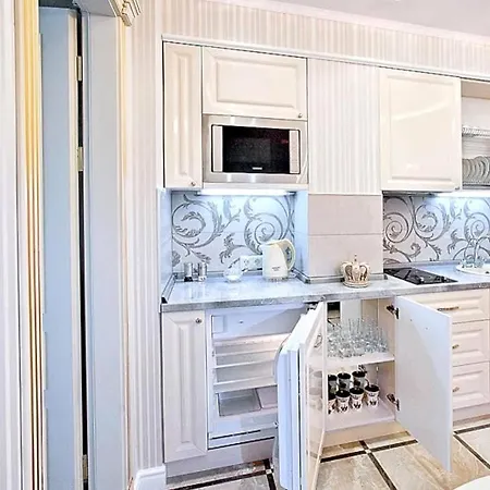 Appartement Apartamento luxuoso com excelente localização. Apenas 10 minutos a pé da lendária Bilheteira do Castelo de SãoJorge